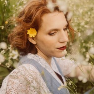 Luísa Sobral atua ao vivo na Feira do Livro de Santa Cruz com concerto gratuito